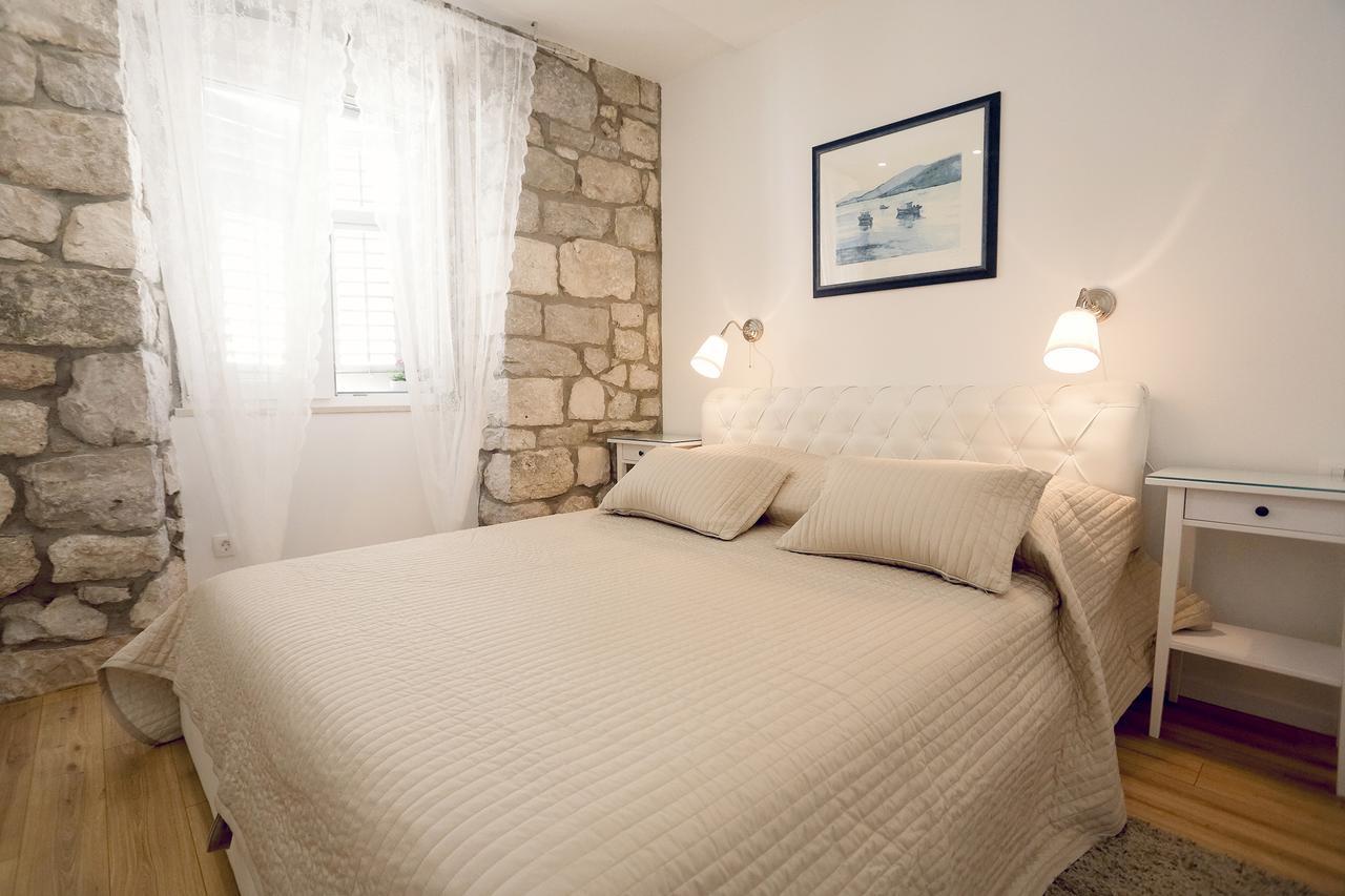 Split Old Town Suites 2 ภายนอก รูปภาพ