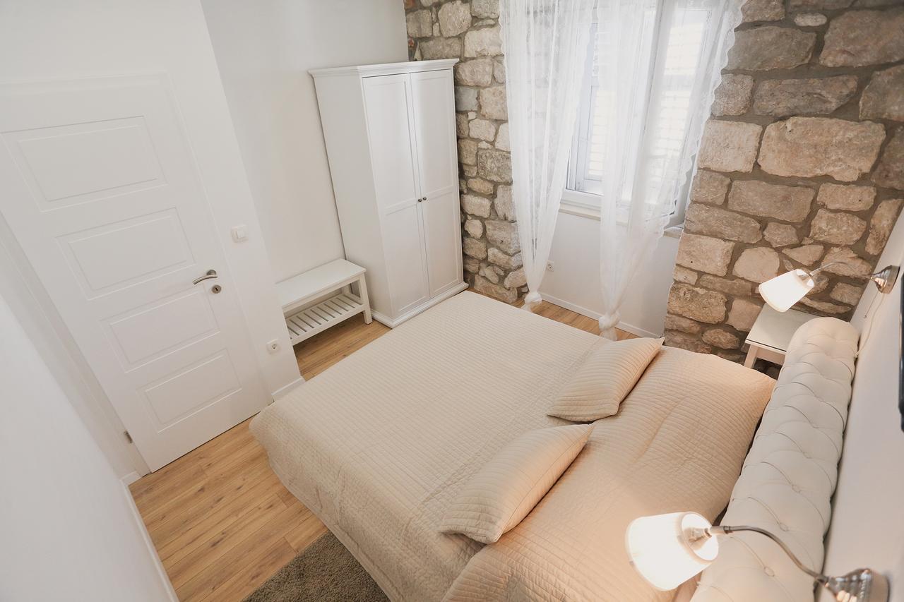 Split Old Town Suites 2 ภายนอก รูปภาพ