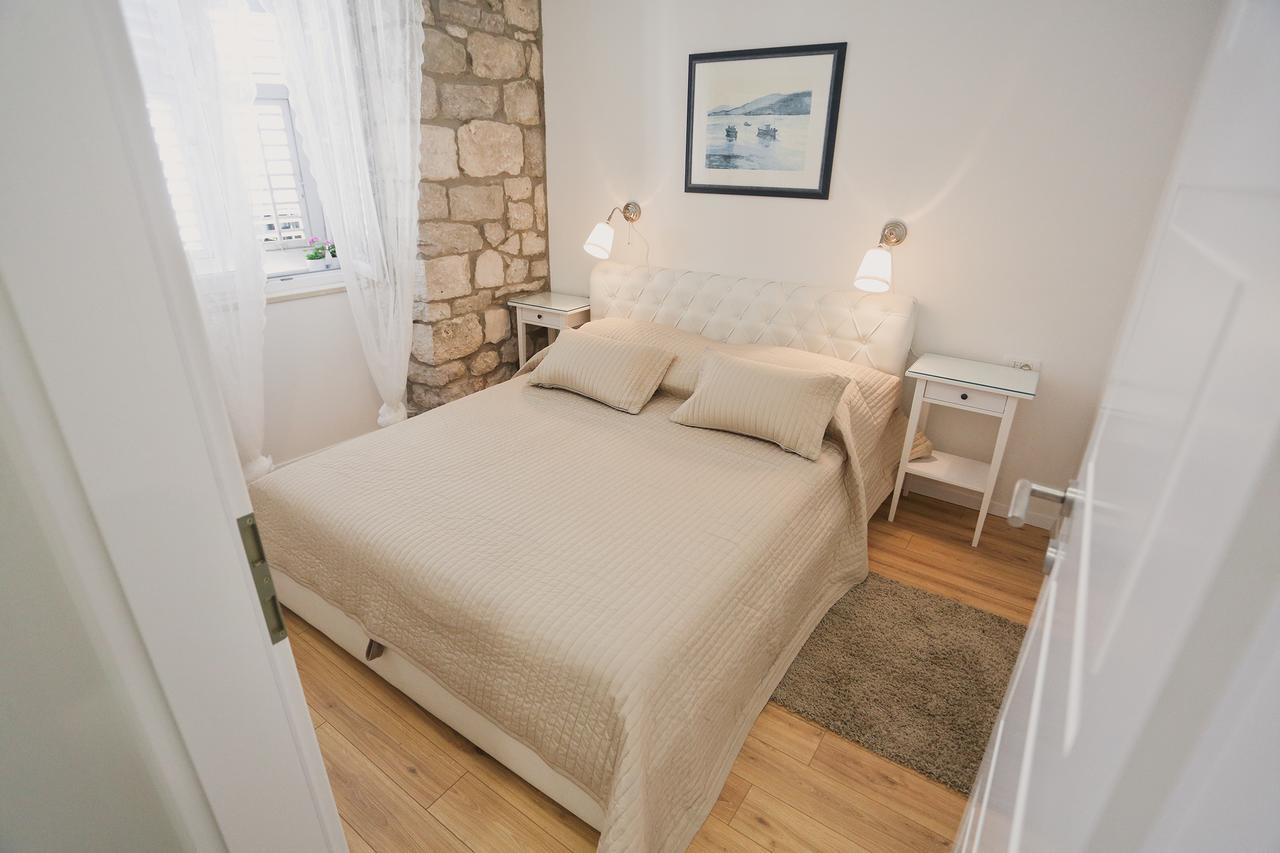Split Old Town Suites 2 ภายนอก รูปภาพ