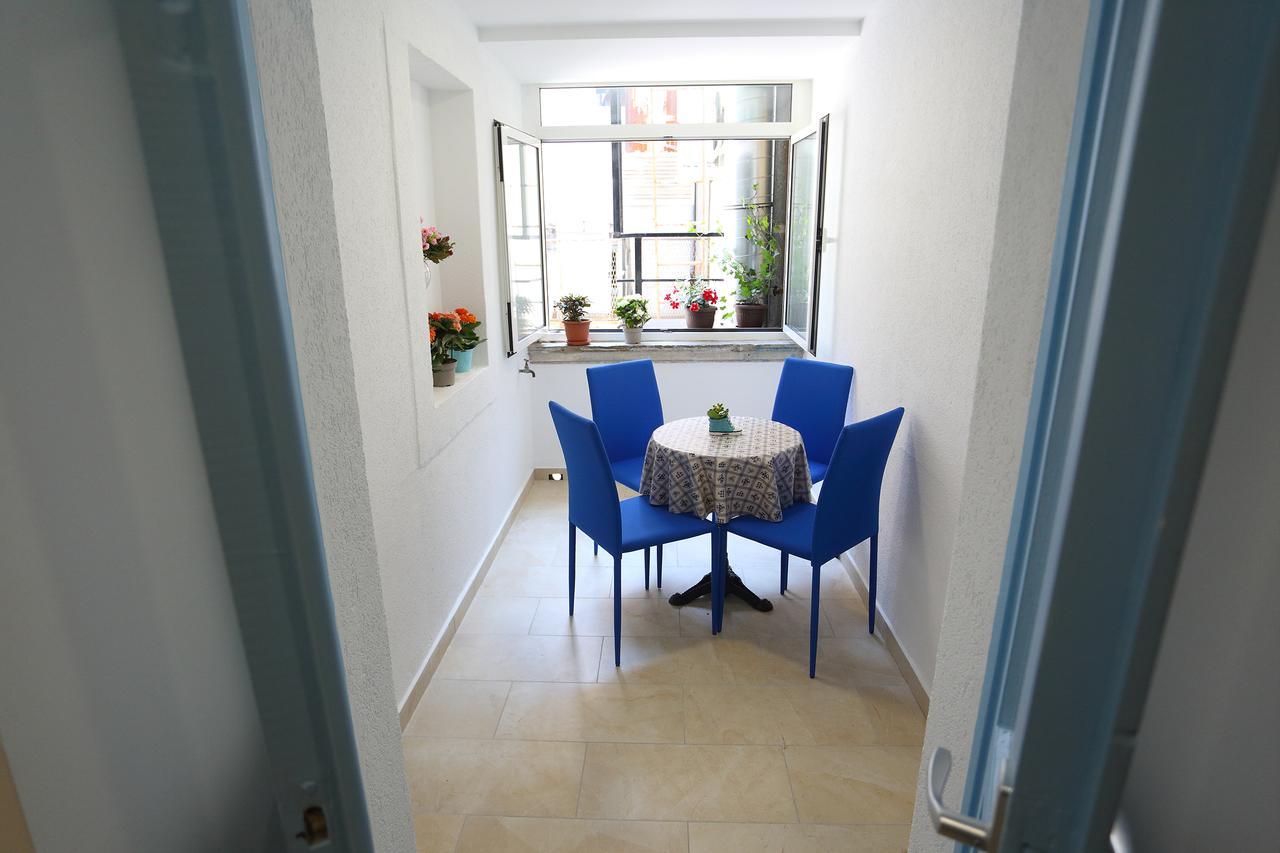Split Old Town Suites 2 ภายนอก รูปภาพ