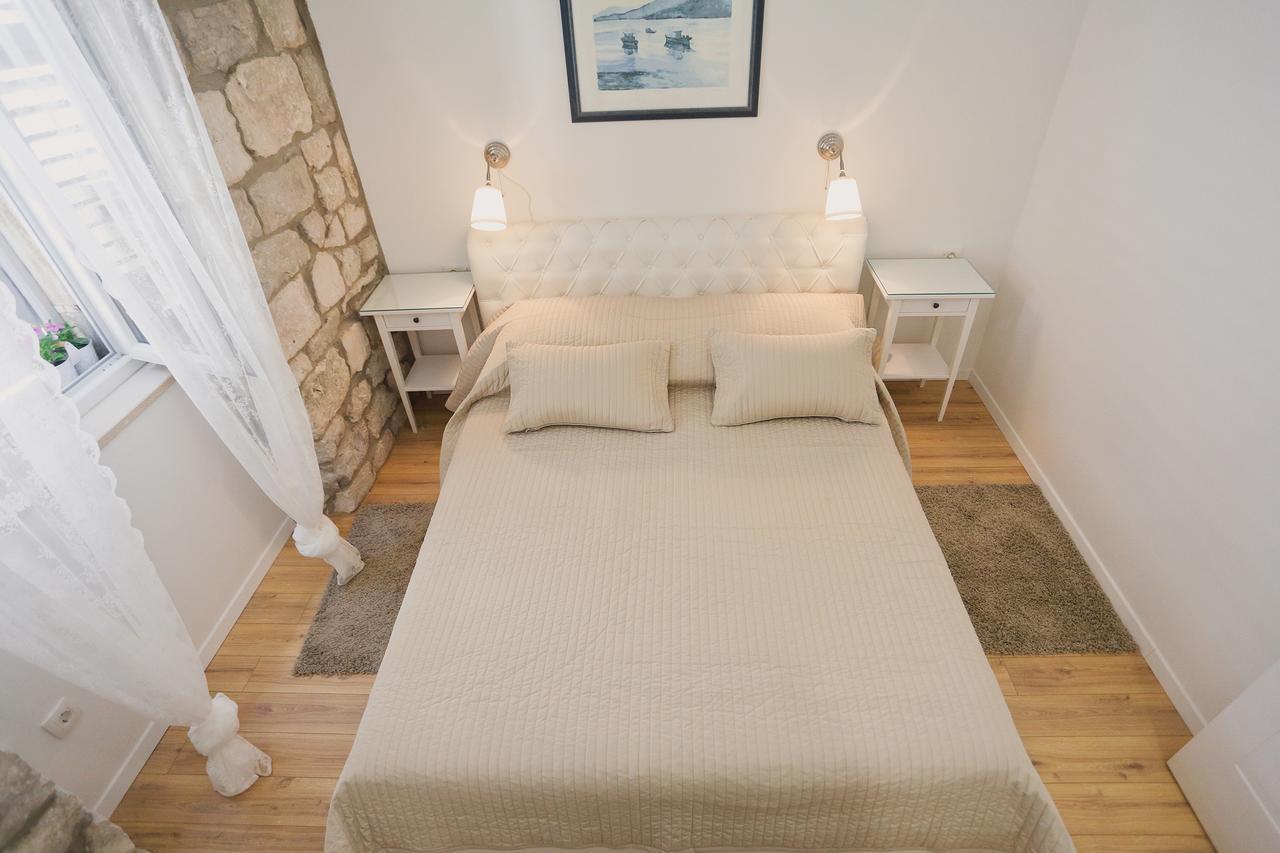 Split Old Town Suites 2 ภายนอก รูปภาพ