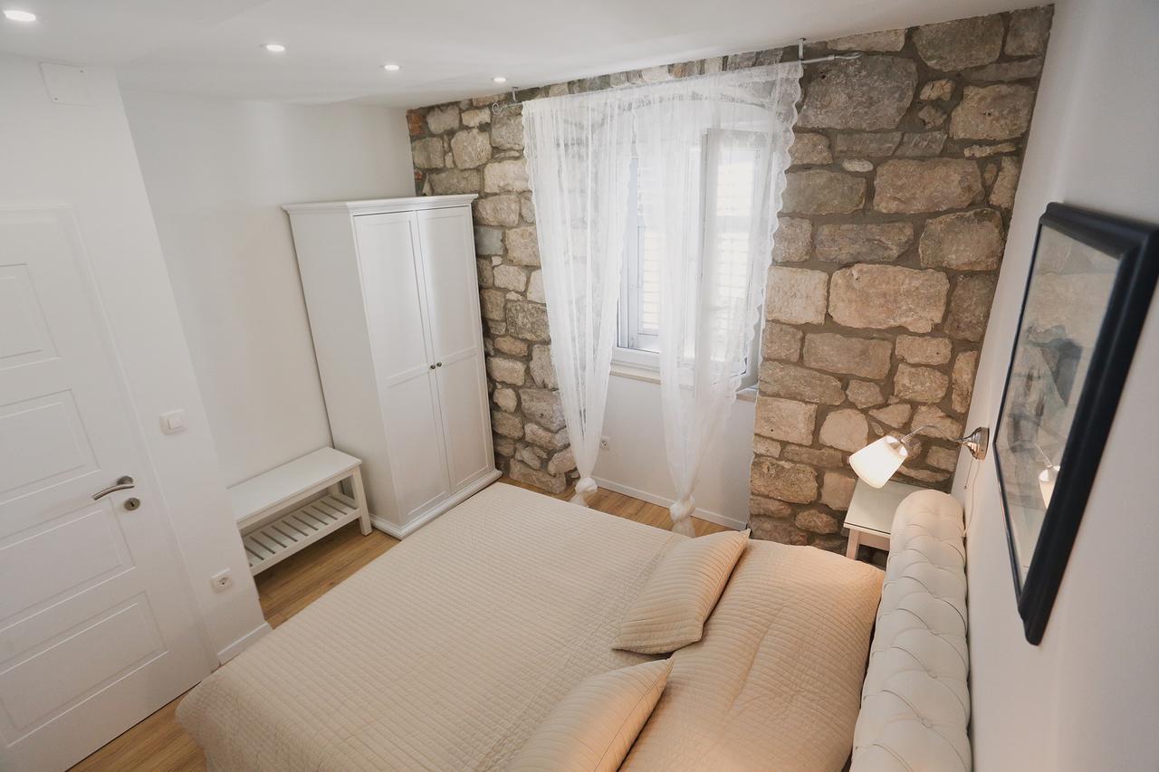 Split Old Town Suites 2 ภายนอก รูปภาพ